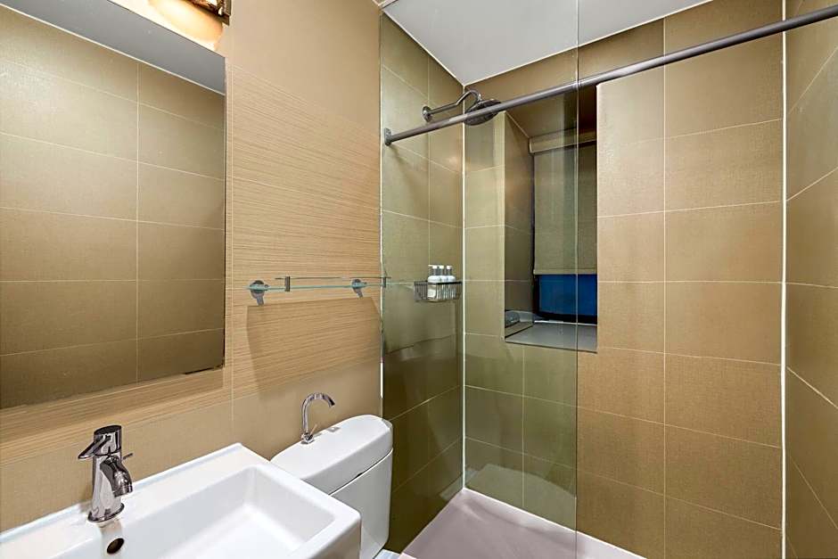 Hotel 27 by LuxUrban