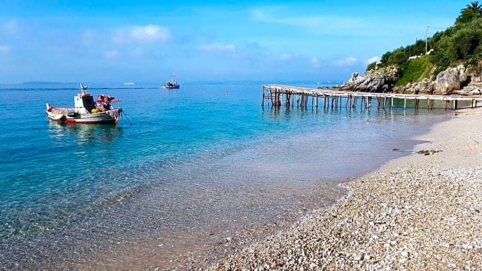 Krouzeri Beach Apartments