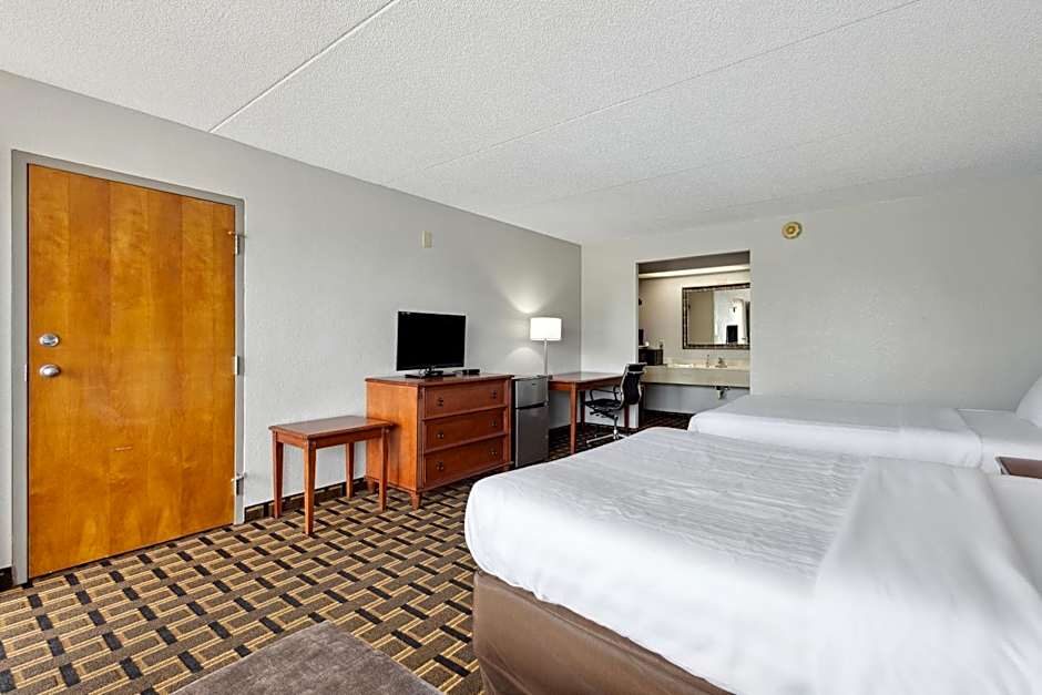 Relax inn by OYO Greeneville Near Hwy US-321