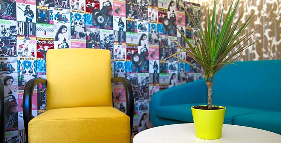 Kyriad Bordeaux - Merignac Aéroport