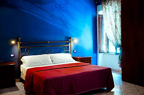 One-Bedroom Apartment - Separate Building