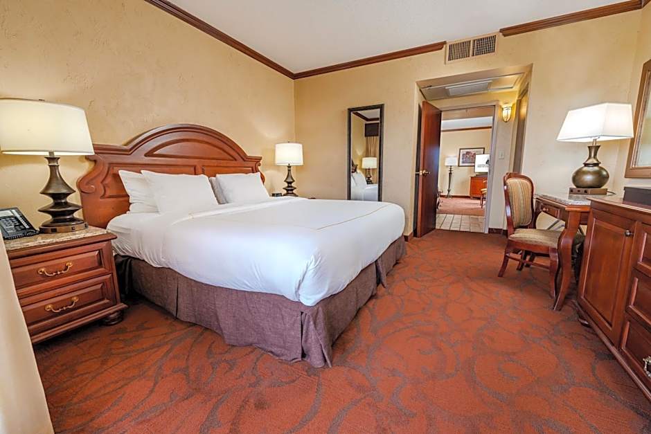 Photo 1 of 7 of Suite, Lake View
