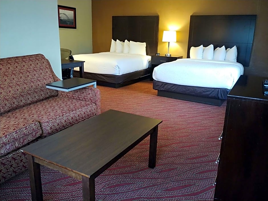 Best Western Plus Parkway Inn