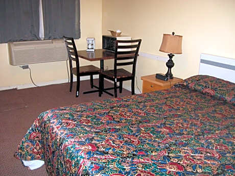 Pals Motel and RV Park