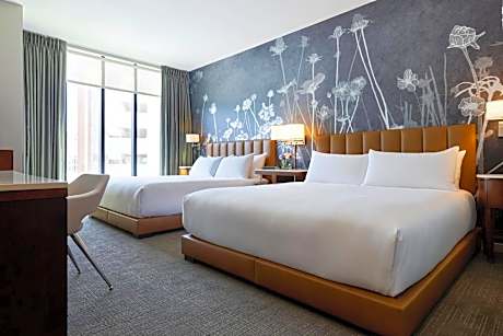 Double King Hearing-Accessible Guest Room