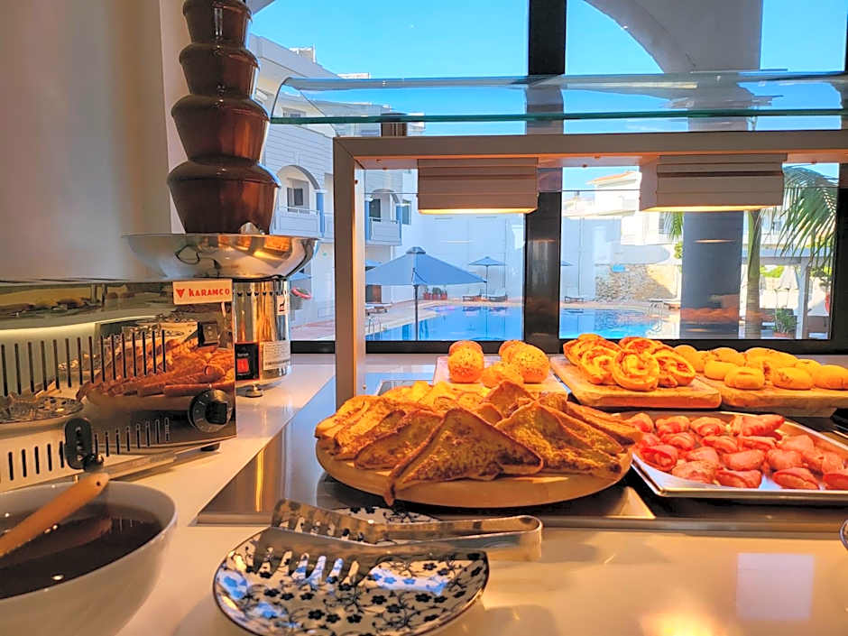 Christina Beach Hotel