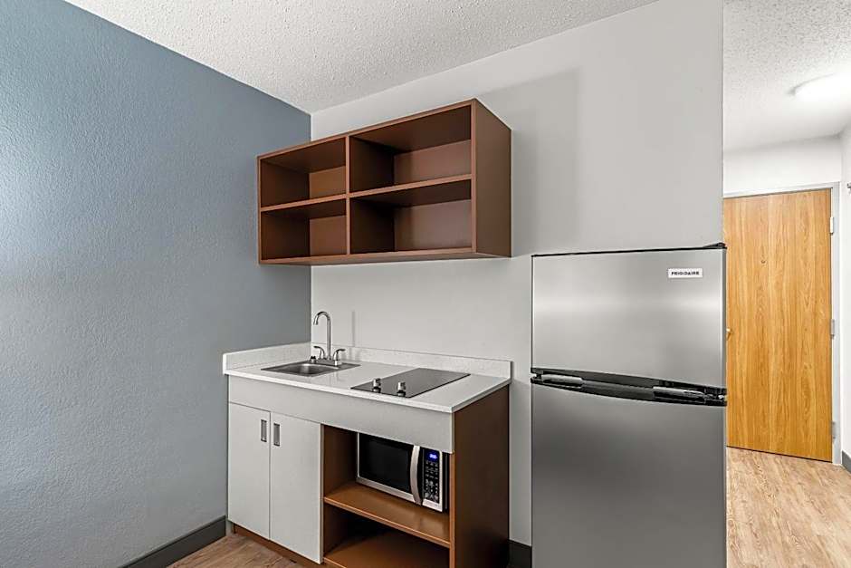 Suburban Studios Chester I-95