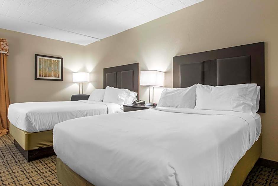 Clarion Inn Cranberry Township