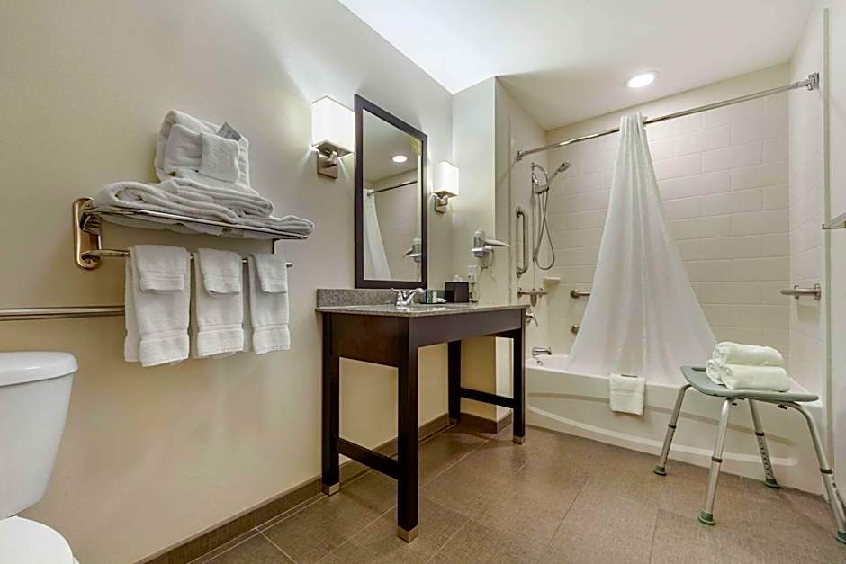 Sleep Inn & Suites Fargo Medical Center