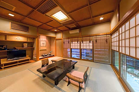 [Shunso] Japanese-style Room / 56 m² (4 adults) [With Hot Spring Rock Bath]