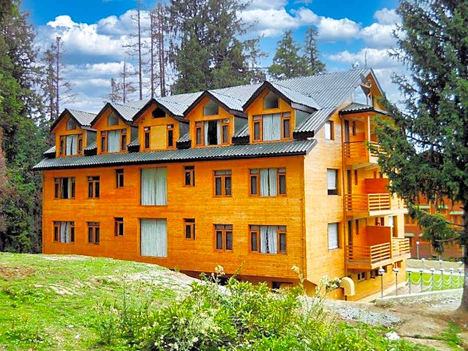 Hotel Pine Spring Gulmarg