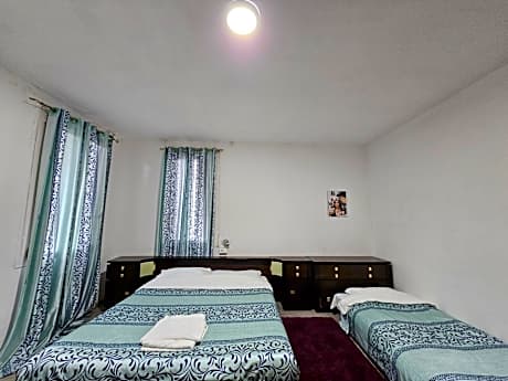 Triple Room with Private Bathroom