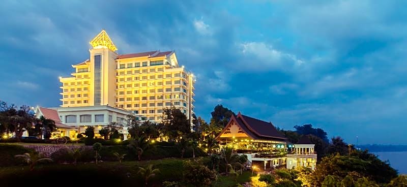 Champasak Grand Hotel