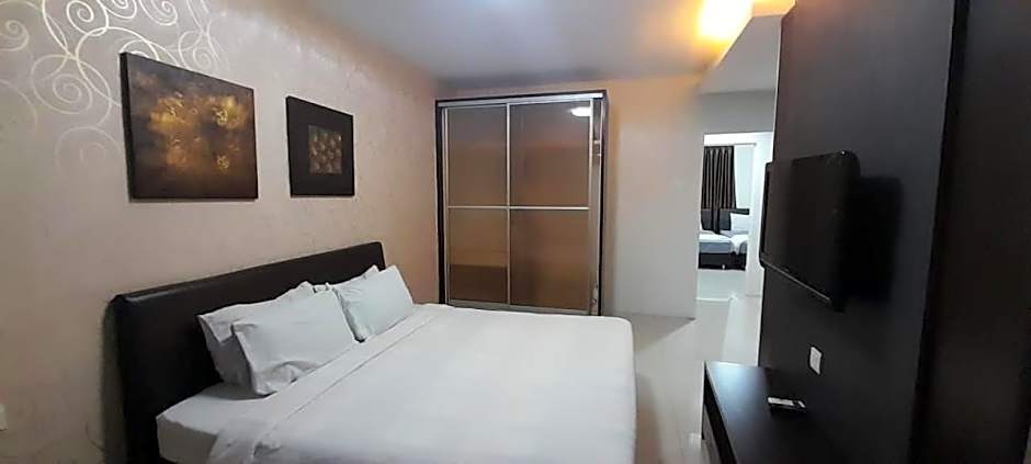 K. Riverfront apartment