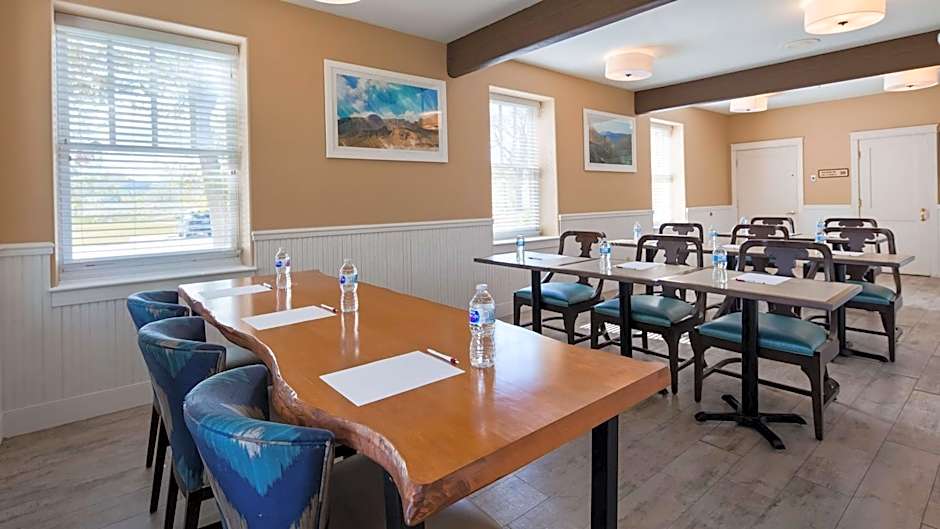 Best Western Plus Plaza Hotel