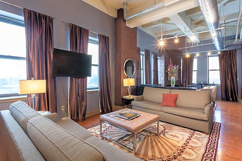 The Giacomo Niagara Falls NY, an Ascend Collection Hotel