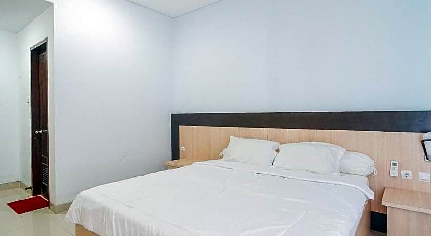 RedDoorz near Muaya Beach Jimbaran