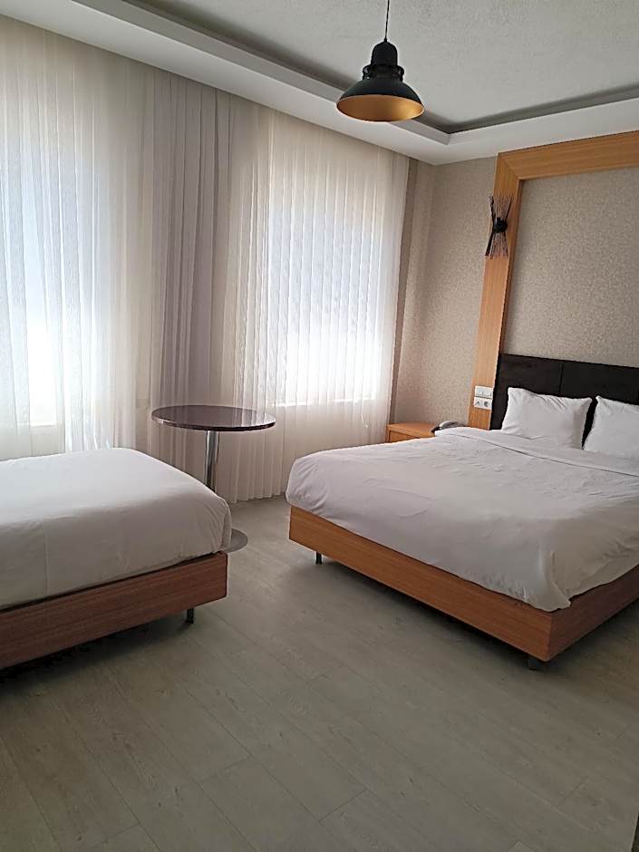 Photo 1 of 17 of Single Room