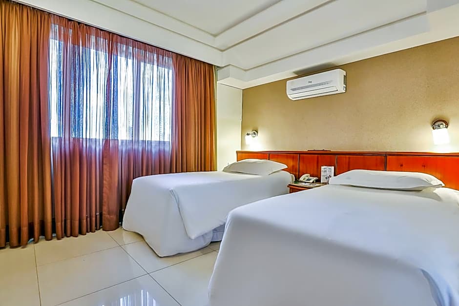 Golden Tulip Goiania Address