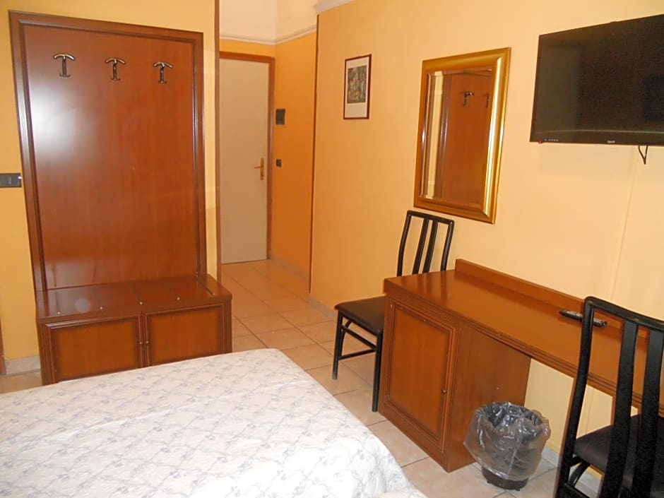 Hotel Salus