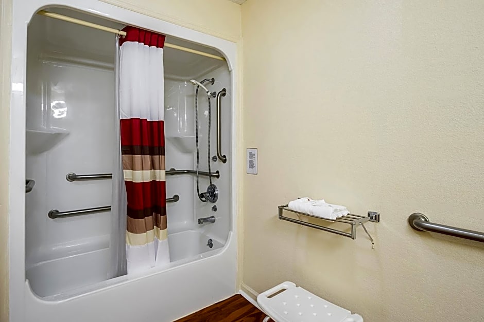 Red Roof Inn & Suites Scottsboro