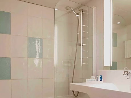 Executive King Room with Lake View