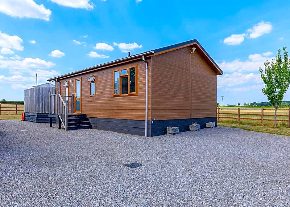 Larkrise Farm Lodges