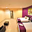 BIZ HOTEL