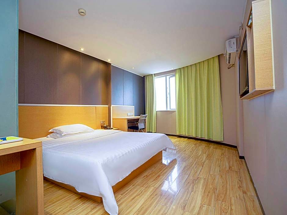 7 Days Inn Yunfu Luoding Central