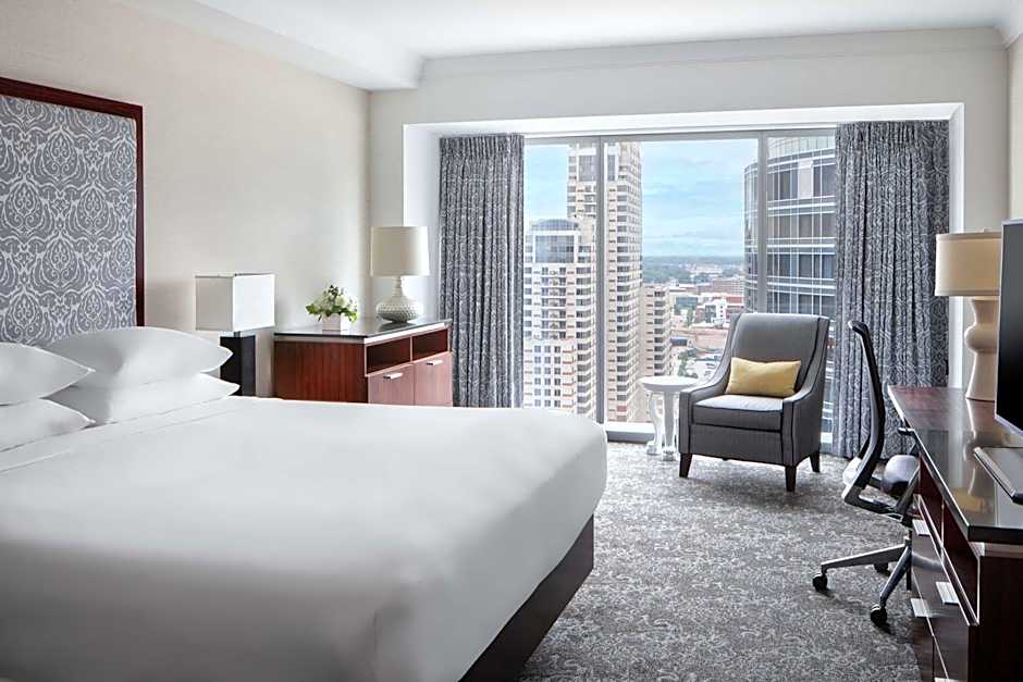 Amway Grand Plaza Hotel, Curio Collection by Hilton