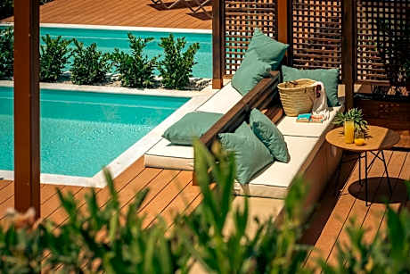 Family Bungalow with Private Pool