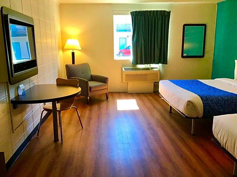 Travelodge Inn & Suites by Wyndham Missoula University Park