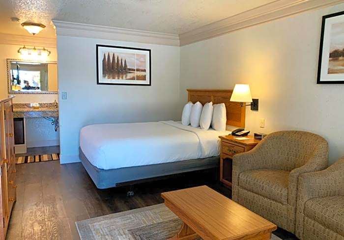 Coachman Inn Oak Harbor