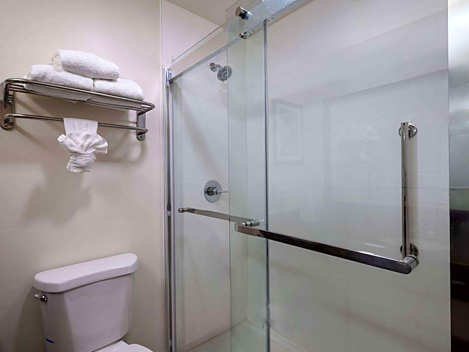 Ramada by Wyndham San Diego Poway Miramar