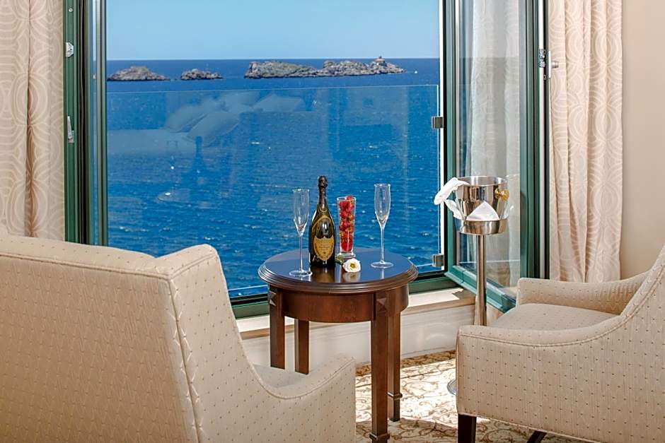 Royal Princess Hotel