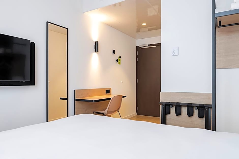 Photo 1 of 4 of Double Room