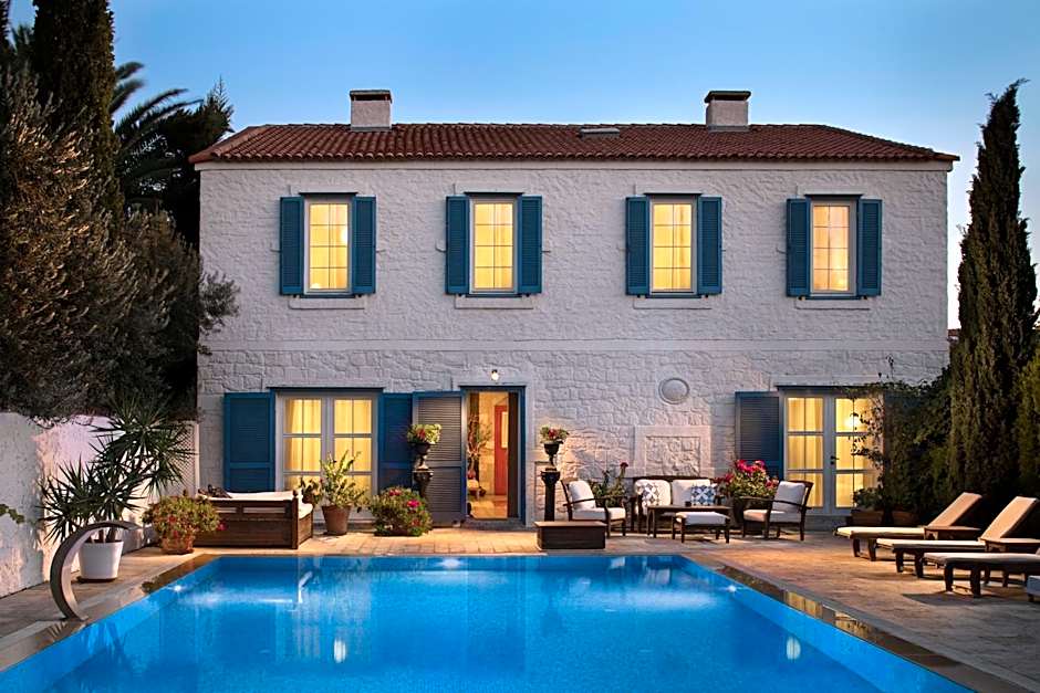 Beyevi Alaçatı