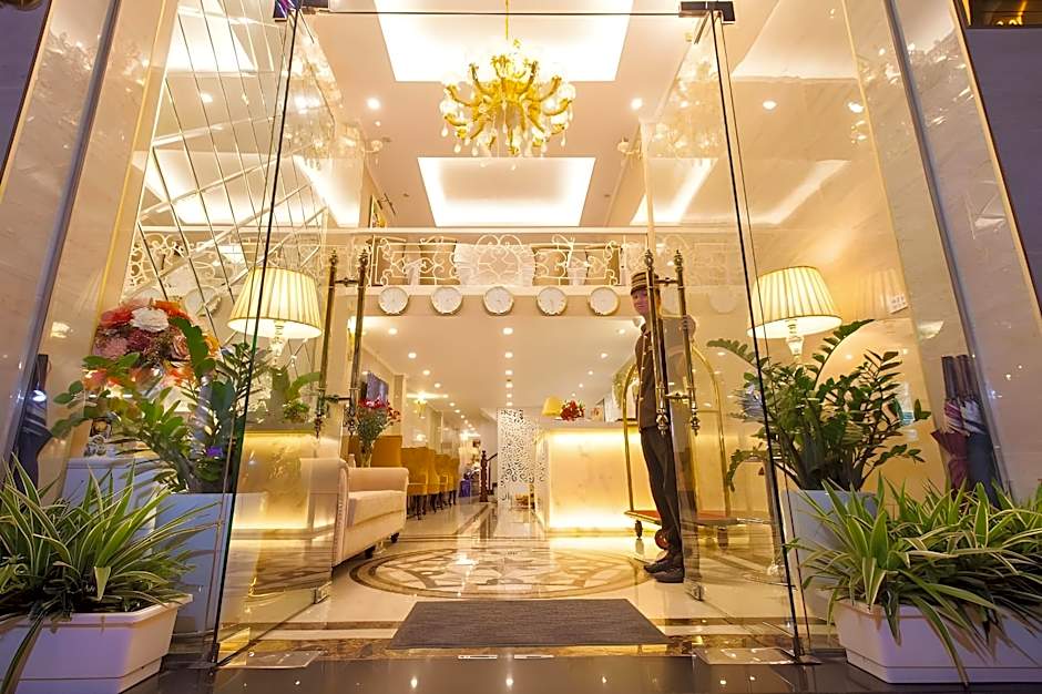 Hanoi Diamond King Hotel & Travel