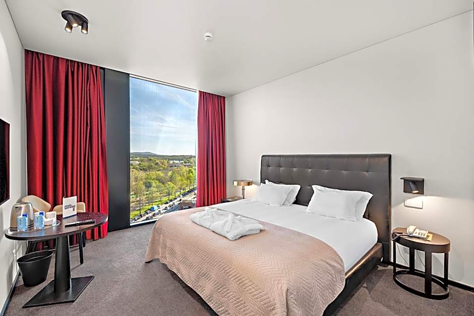 Axis Viana Business & SPA Hotel
