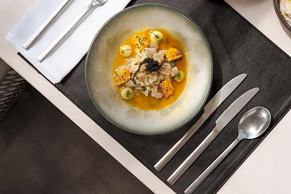 Liana Beach Hotel & Spa