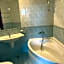 HOTEL BOLYARI