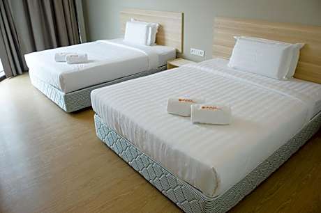 Deluxe Family Room