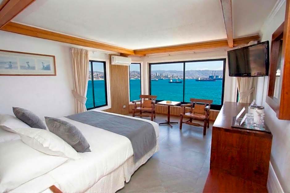 Hotel Oceanic
