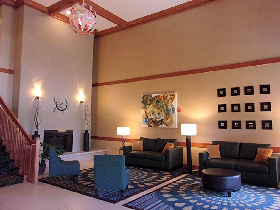 Holiday Inn Express & Suites Chicago West-Roselle By IHG