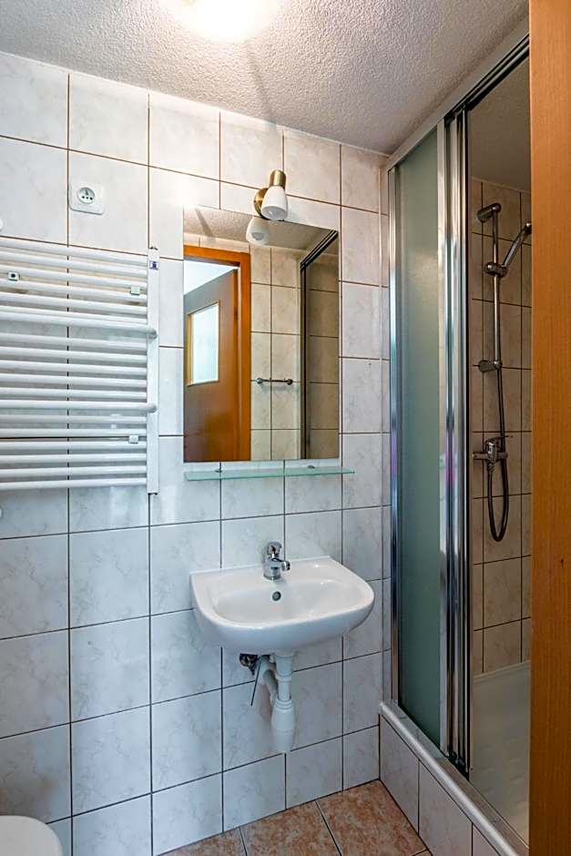 Willa Biały Domek - 600m Krupówki