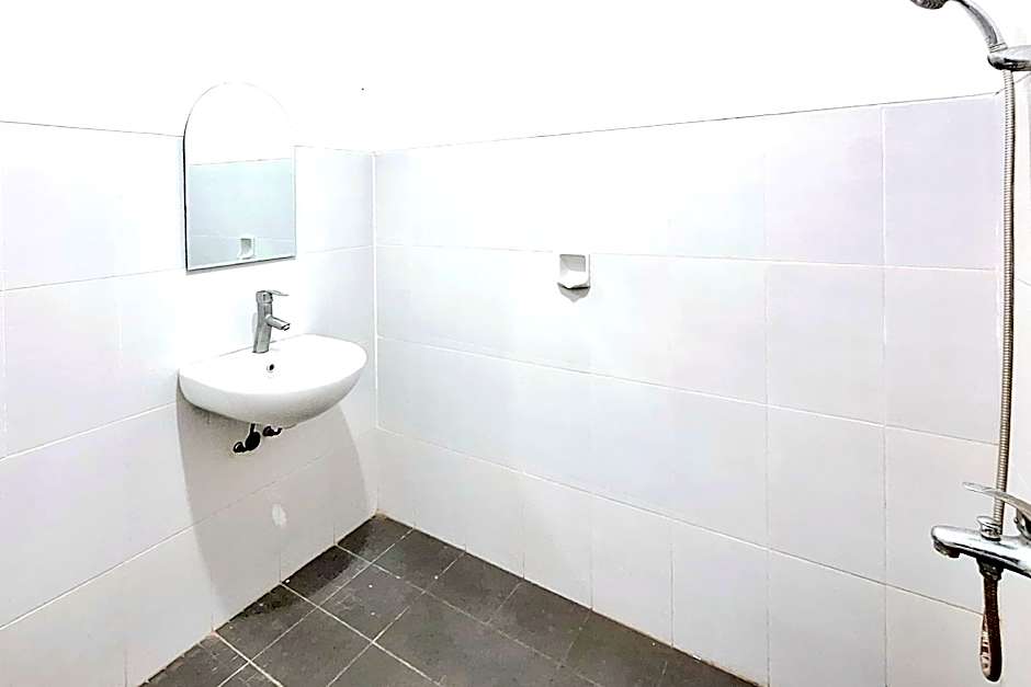 Villa Bukit Bunga Syariah RedPartner Pacet