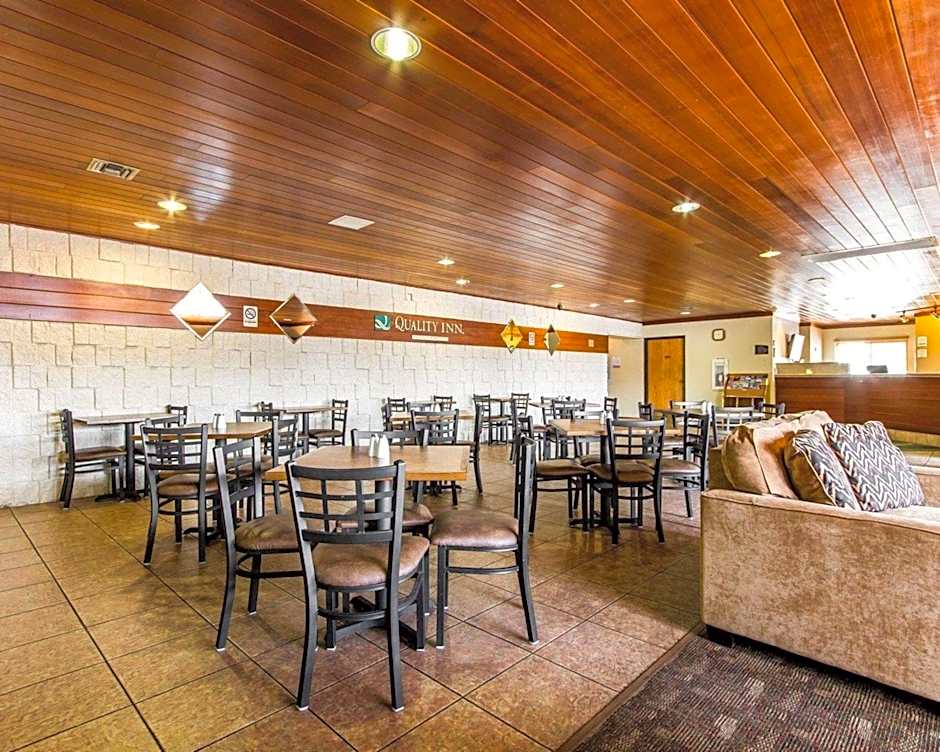 Quality Inn La Crosse North