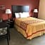 Manhattan Inn & Suites