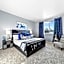 Beverly Hills Penthouse 2 BR Apt with Parking 407