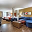 Comfort Suites